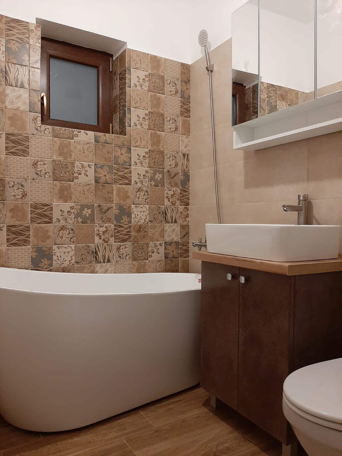 Mobilier finisaj custom – DuneWalls Vladimir Stanescu materiale Novacolor