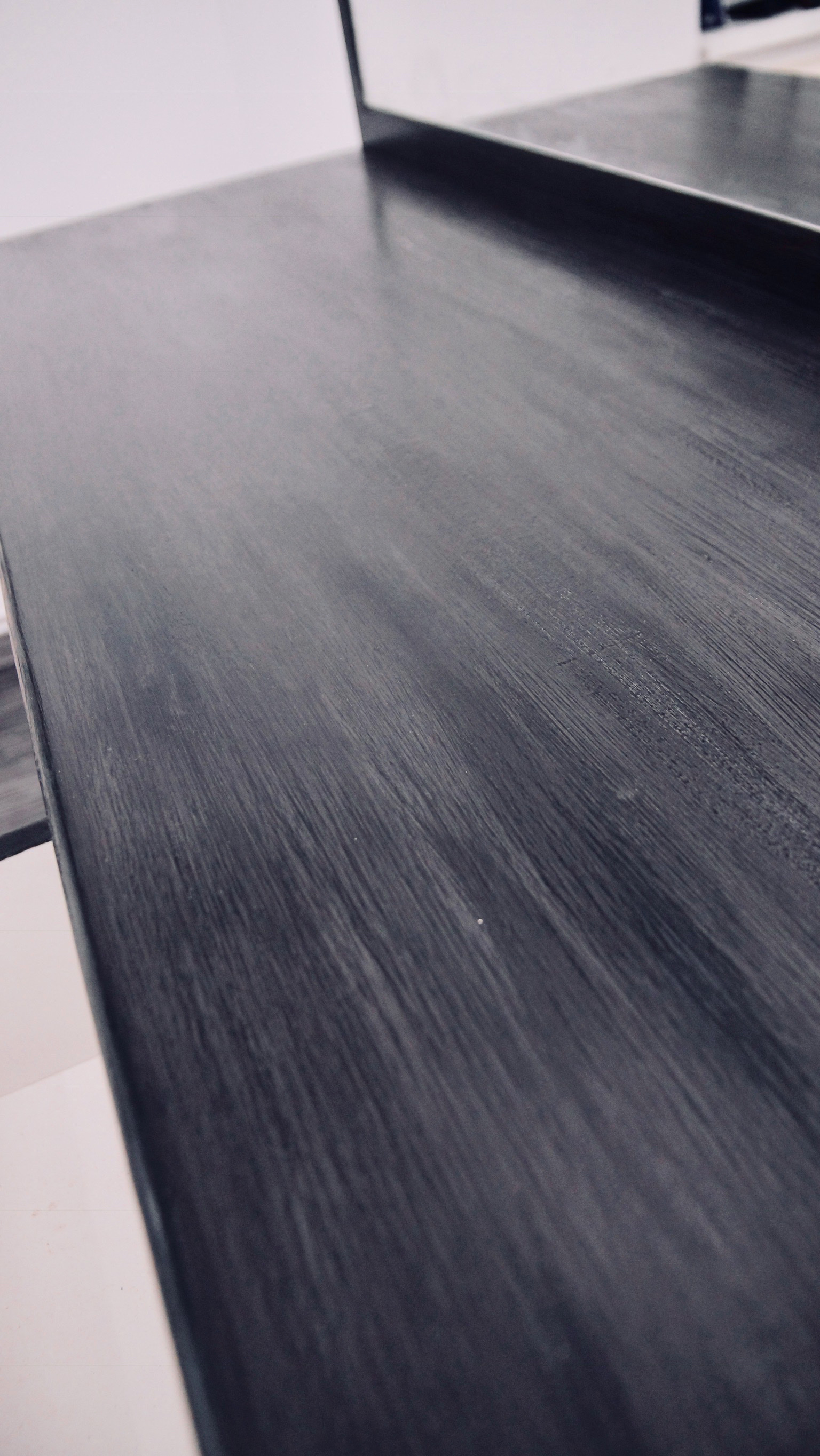 Mobilier finisaj custom – DuneWalls Vladimir Stanescu materiale Novacolor