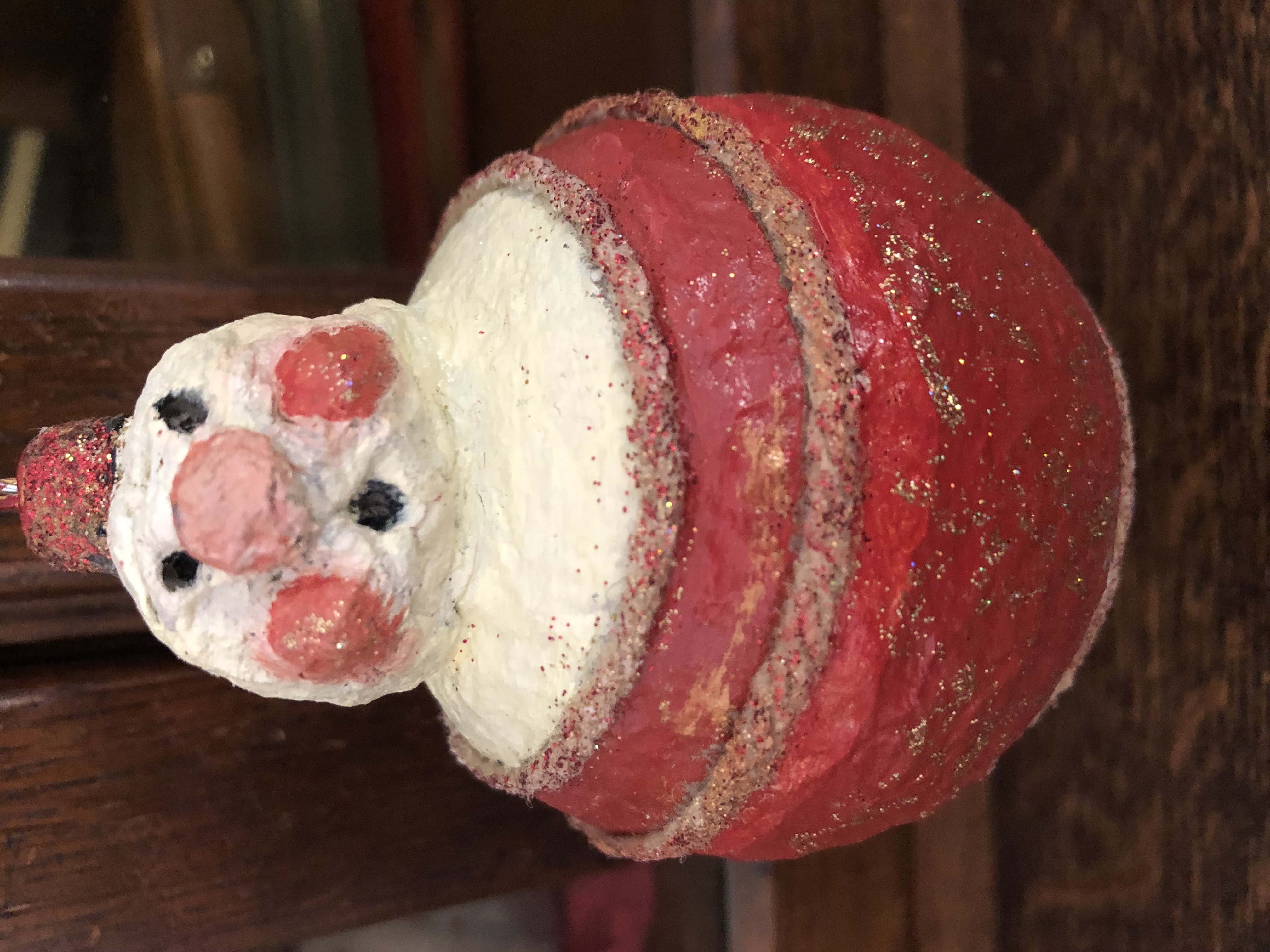 Decorațiuni Handmade Papier Maché – Decoratiuni de Craciun – DuneWalls Vladimir Stanescu materiale Novacolor