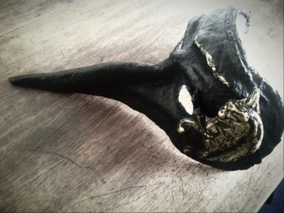 Decorațiuni Handmade Papier Maché – Masti decorative – DuneWalls Vladimir Stanescu materiale Novacolor